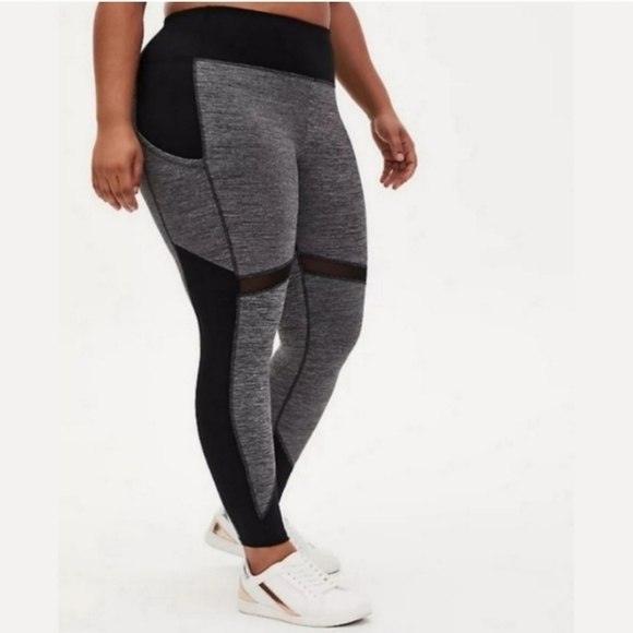 Torrid Active Black & Gray Color Block Space Dye High Rise Mesh Tight Leggings - Picture 2 of 12